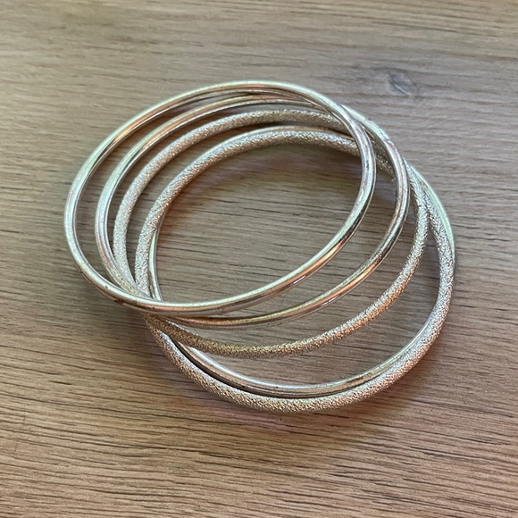 Jewelry - Silver Bangle Bracelet Set